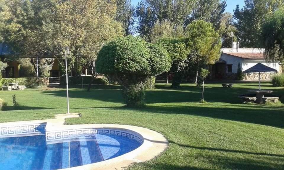 Complejo Rural La Badia Villa Lucillos Buitenkant foto